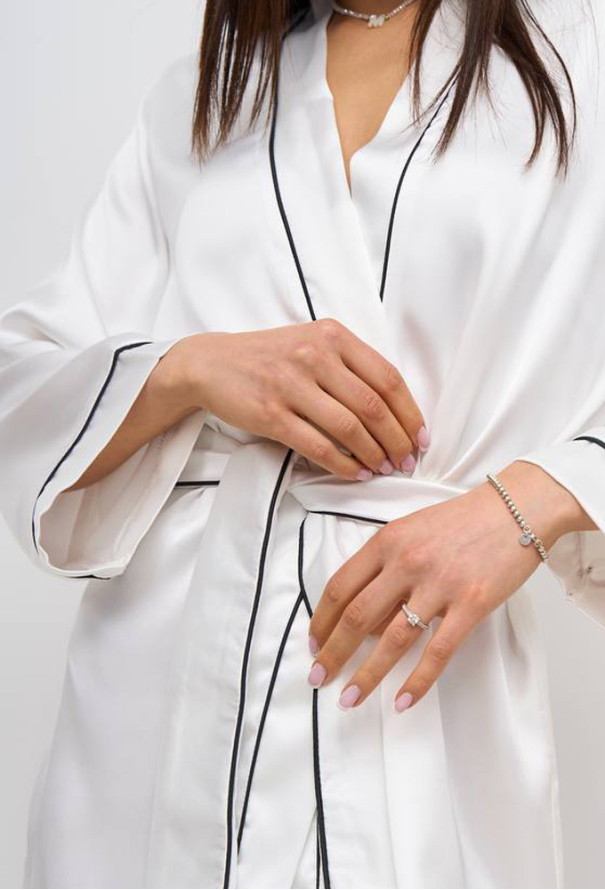 Халат женский шелковый V.Velika 111-23AY фото