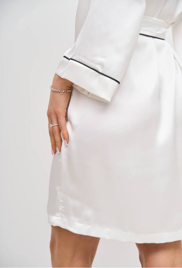 Халат женский шелковый V.Velika 111-23AY фото