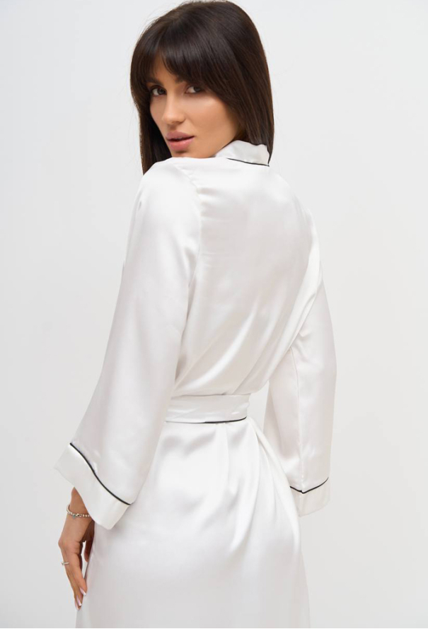 Халат женский шелковый V.Velika 111-23AY фото