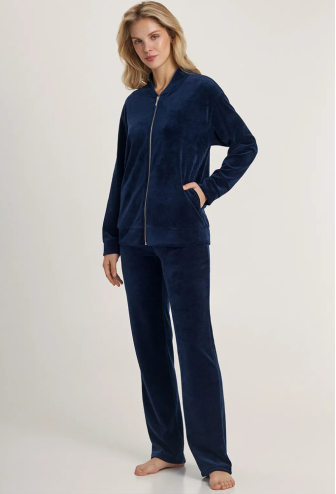 Костюм женский велюровый Mare Ellen LPV 1380/00/02