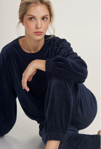 Костюм жіночий велюровий Mare Ellen LPV 1886/12/01