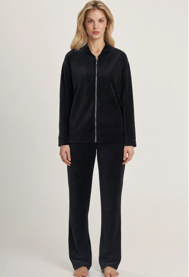 Костюм жіночий велюровий Margo Ellen LPV 1380/00/01