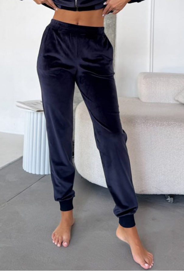 Костюм женский велюровый Julia Ulich КM-12 фото