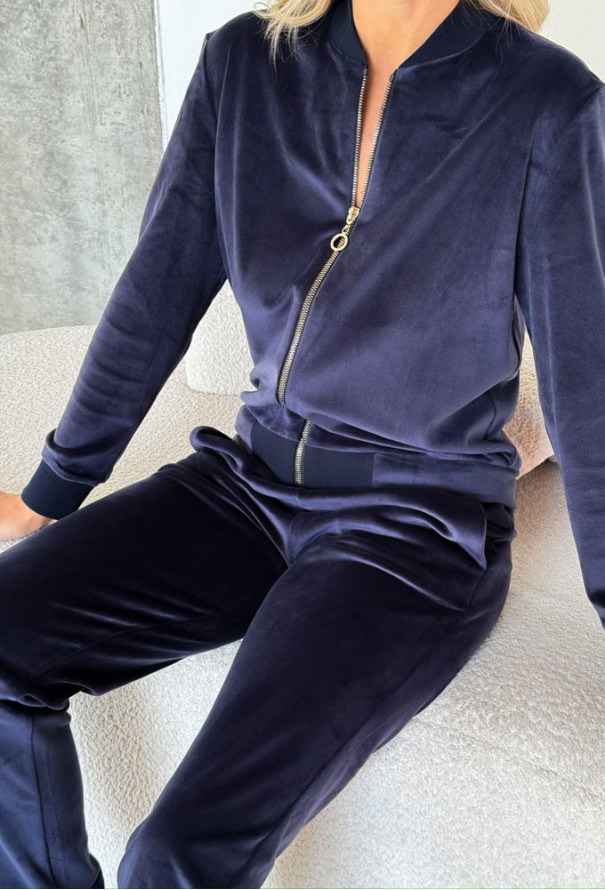 Костюм женский велюровый Julia Ulich КM-12 фото