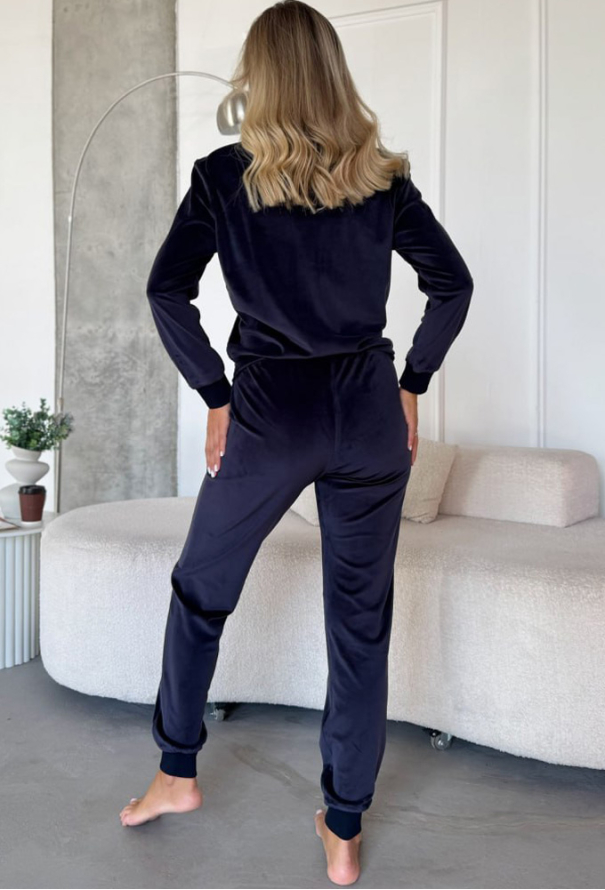 Костюм женский велюровый Julia Ulich КM-12 фото