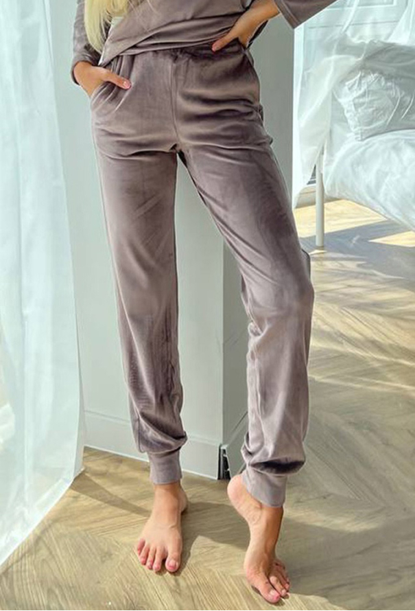 Костюм жіночий велюровий Julia Ulich КШ10-17 фото