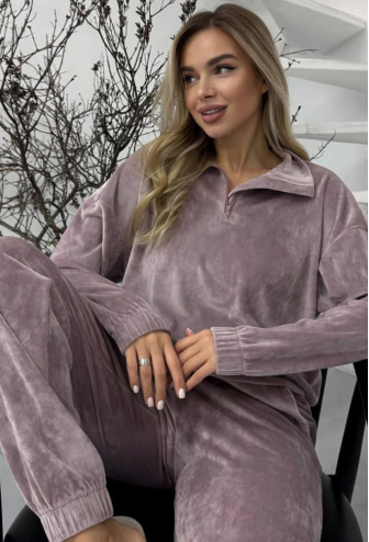 Костюм жіночий велюровий Julia Ulich КШ-3-34