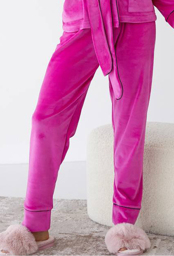 Костюм женский велюровый V.Velika 065-21MLBK фото