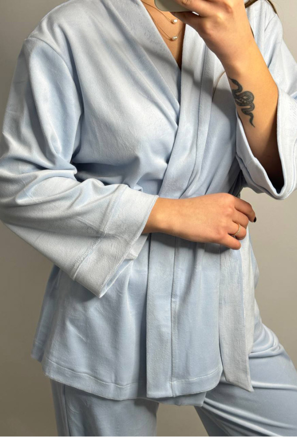 Костюм женский велюровый V.Velika 278-25G фото