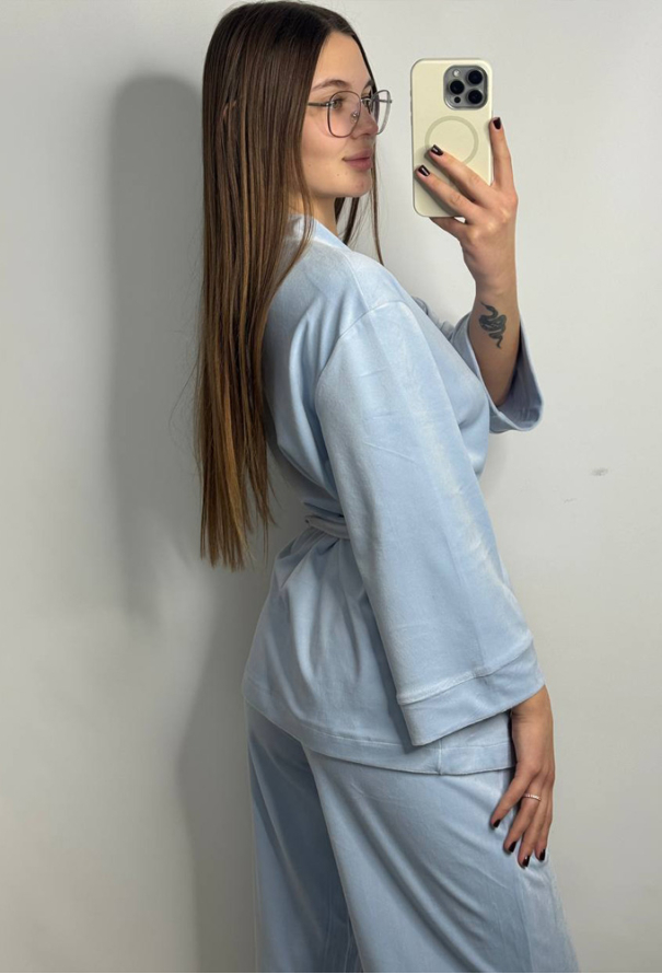 Костюм женский велюровый V.Velika 278-25G фото