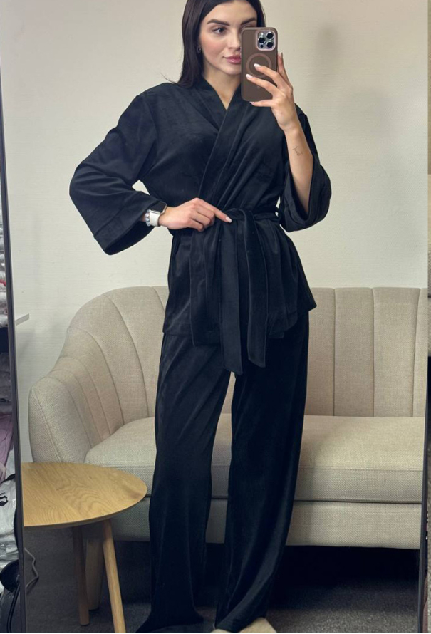 Костюм женский велюровый V.Velika 278-25CH фото