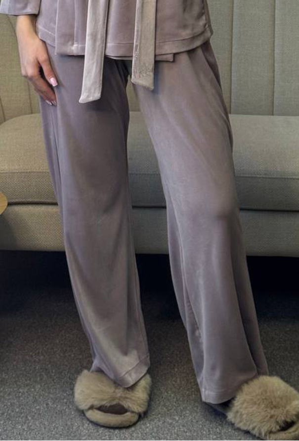 Костюм женский велюровый V.Velika 278-25PDP фото