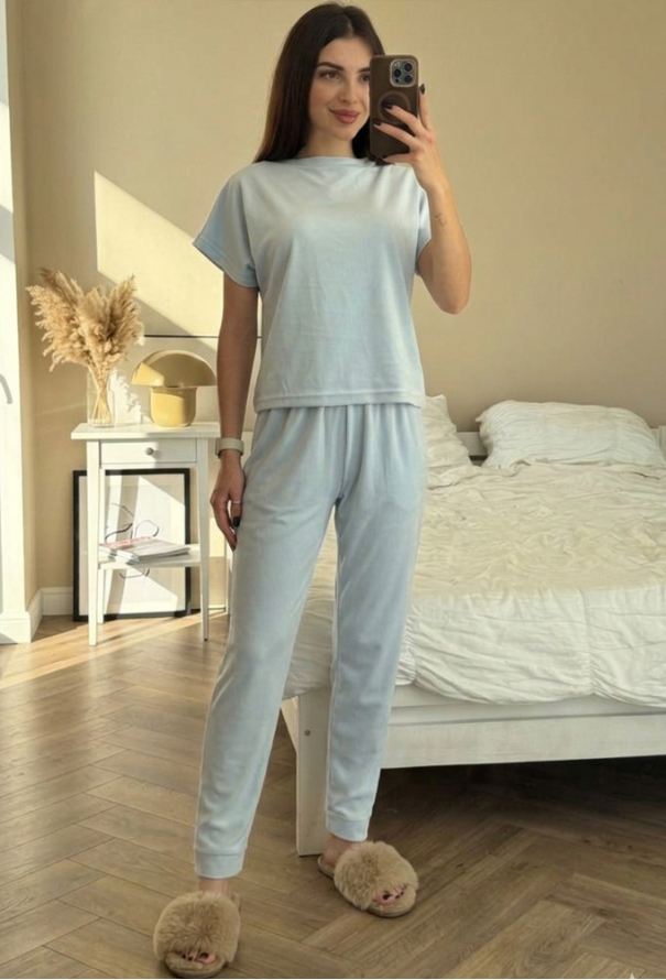 Піжама жіноча  комплект велюр V.Velika 145-23GL фото