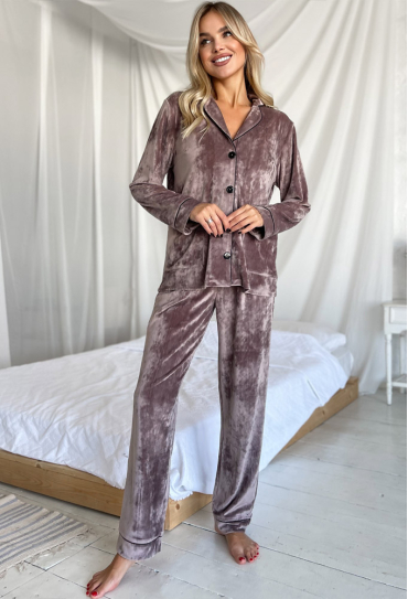 Пижама женская велюровая Mi-Mi 12-28MCHK