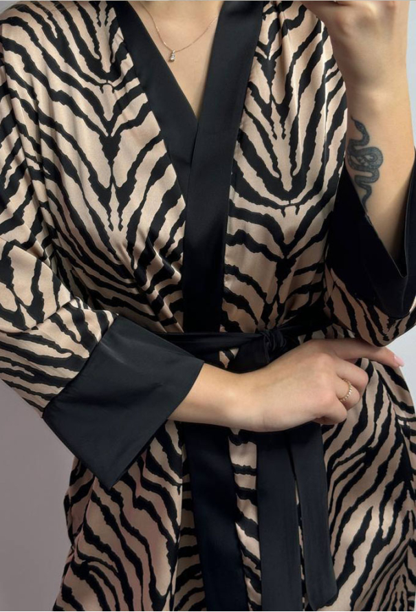 Пижама женская с халатом шелк V.Velika 163-24ZB фото