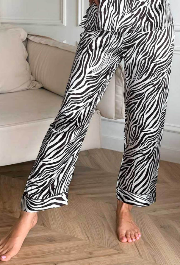 Пижама из натурального шелка Safari Silk Kiss 107-722 фото