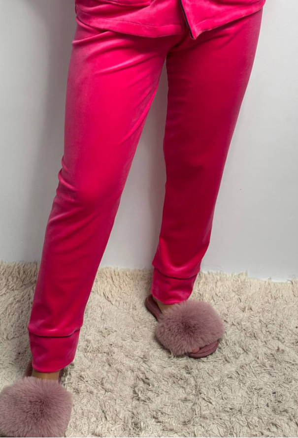 Пижама женская велюровая V.Velika 098-22RBK фото