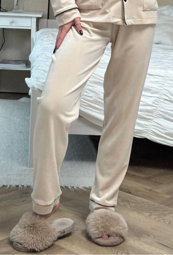 Пижама женская велюровая V.Velika 098-22KBK фото