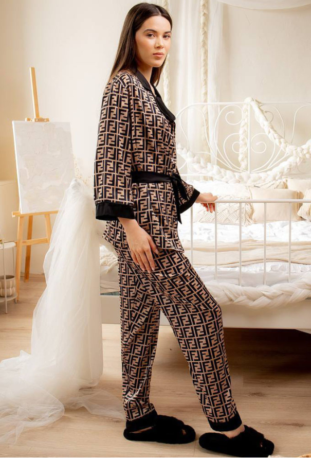 Пижама женская шелковая V.Velika 148-23F фото