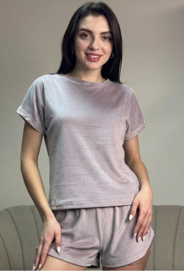 Пижама женская велюровая V.Velika 153-23PP фото