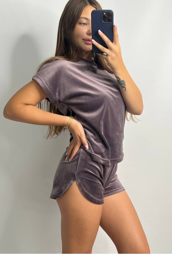 Пижама женская велюровая V.Velika 153-23SH фото