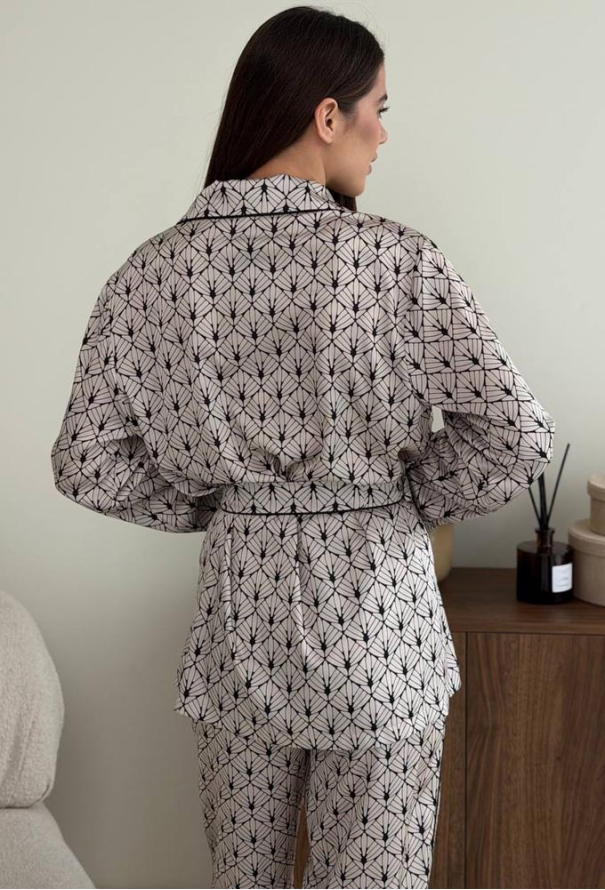 Пижама женская шелковая V.Velika 280-25BZ фото