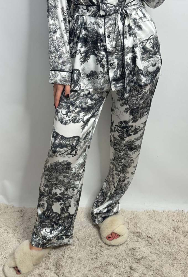 Пижама женская шелковая V.Velika 280-25DSC фото