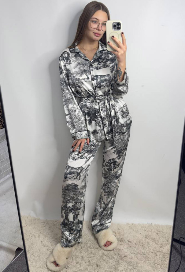 Пижама женская шелковая V.Velika 280-25DSC фото